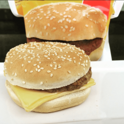 7-Eleven Cheeseburger in the Airfryer